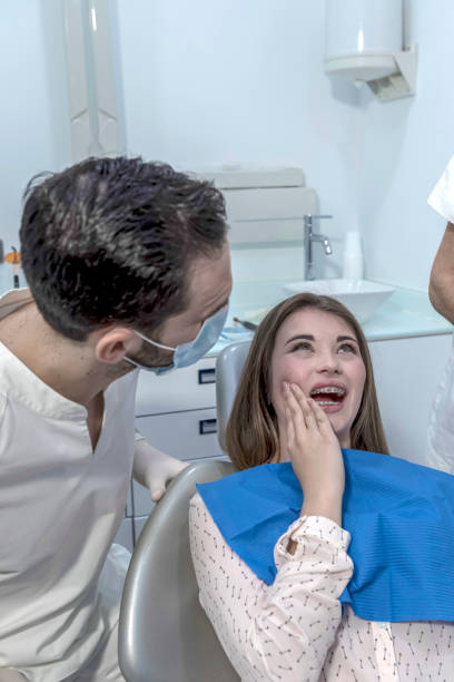 Best Dentist for Tooth Abscess  in Boron, CA