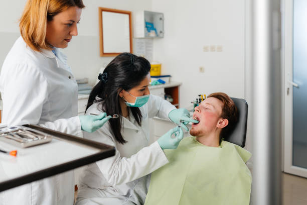 Best Emergency Tooth Extraction  in Boron, CA